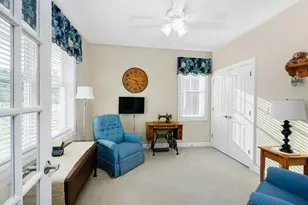 17 Legacy Dr, Nashua, NH 03062 - Photo 7