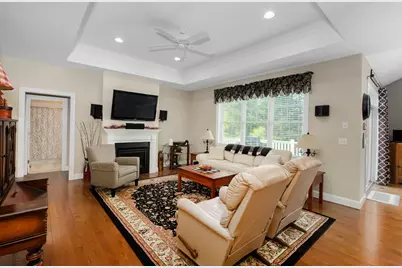 17 Legacy Drive, Nashua, NH 03062 - Photo 11