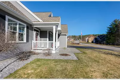 17 Legacy Drive, Nashua, NH 03062 - Photo 3