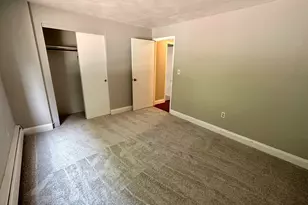 33 Andrew St, Manchester, NH 03104 - Photo 7