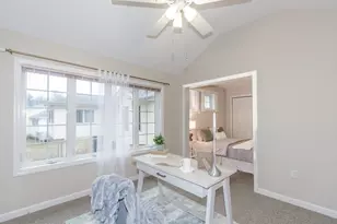 6 Lincoln Dr, Londonderry, NH 03053 - Photo 29