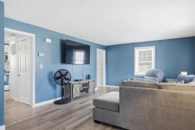 11 Phillip Road #R, Derry, NH 03038 - Photo 9