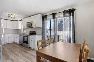 11 Phillip Rd, Derry, NH 03038 - Photo 13