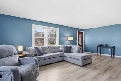 11 Phillip Road #R, Derry, NH 03038 - Photo 7