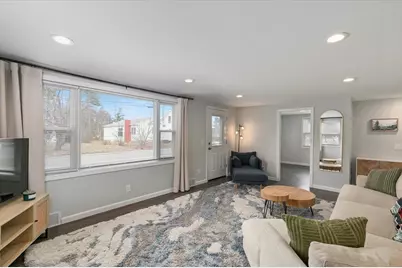 18 Old Road, Plaistow, NH 03865 - Photo 9