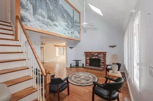 125 Pinecrest Rd, Litchfield, NH 03052 - Photo 5