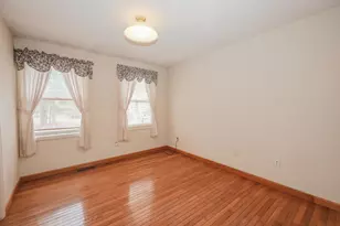 125 Pinecrest Rd, Litchfield, NH 03052 - Photo 19