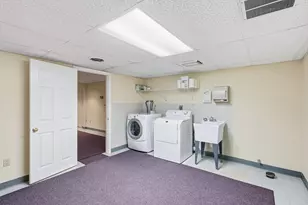 387 Harrison St, Manchester, NH 03104 - Photo 45