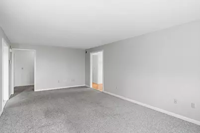 387 Harrison Street, Manchester, NH 03104 - Photo 13