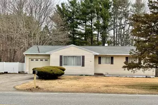 284 Ocean Rd, Portsmouth, NH 03801 - Photo 1