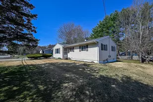 284 Ocean Rd, Portsmouth, NH 03801 - Photo 3