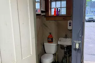 14 Summer St, Laconia, NH 03246 - Photo 13