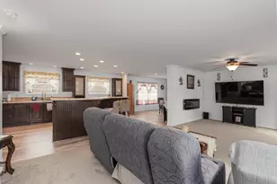 214 Robinhood Dr, Exeter, NH 03833 - Photo 11