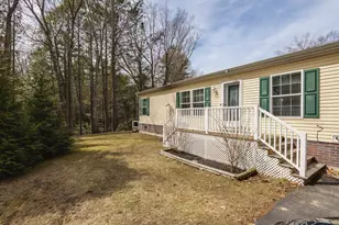 214 Robinhood Dr, Exeter, NH 03833 - Photo 5
