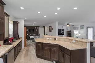 214 Robinhood Dr, Exeter, NH 03833 - Photo 7