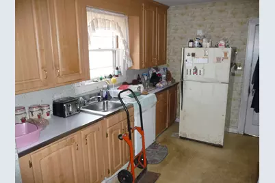 857 Union Street, Manchester, NH 03104 - Photo 11