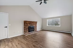 18 Gervaise Dr, Derry, NH 03038 - Photo 5