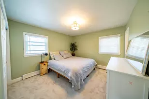 75 Hall Rd, Londonderry, NH 03053 - Photo 13