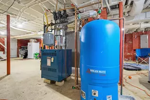 935 Union St, Manchester, NH 03104 - Photo 49