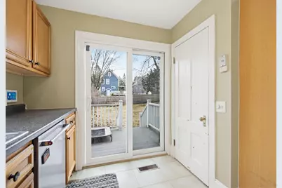 935 Union Street, Manchester, NH 03104 - Photo 13