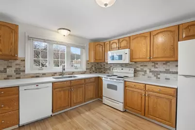 28 B Stonehouse Lane, Keene, NH 03431 - Photo 5