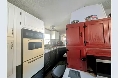 16 Harbourt Drive, Winchester, NH 03470 - Photo 11