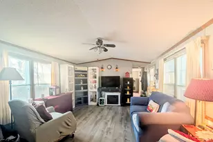 16 Harbourt Dr, Winchester, NH 03470 - Photo 3