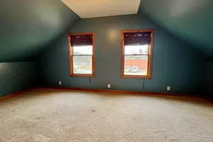 242 Elm St, Claremont, NH 03743 - Photo 25