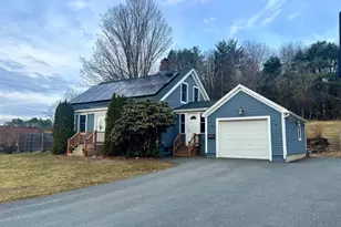 242 Elm St, Claremont, NH 03743 - Photo 3