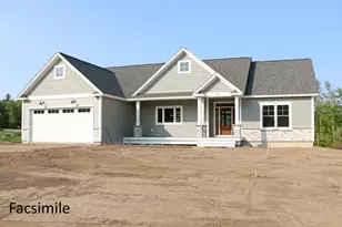 428 Dawn Ct, Pembroke, NH 03275 - Photo 1