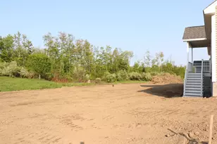 428 Dawn Ct, Pembroke, NH 03275 - Photo 39