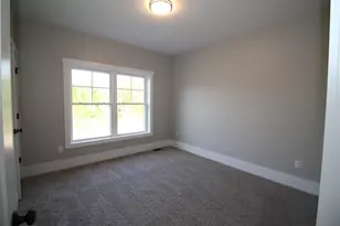 428 Dawn Ct, Pembroke, NH 03275 - Photo 31