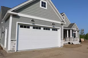 428 Dawn Ct, Pembroke, NH 03275 - Photo 5