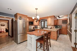 10 Martha Dr, Derry, NH 03038 - Photo 7