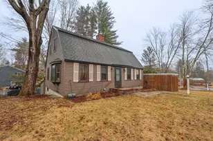 10 Martha Dr, Derry, NH 03038 - Photo 3