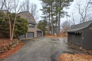 10 Martha Dr, Derry, NH 03038 - Photo 5