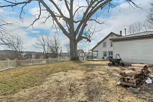 48 Baldwin St, Laconia, NH 03246 - Photo 7