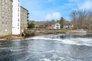 125 Main St, Newmarket, NH 03857 - Photo 35