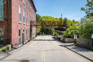 125 Main St, Newmarket, NH 03857 - Photo 45