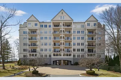 12 Mountain Laurels Drive #204, Nashua, NH 03062 - Photo 1