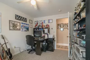 18 Essex Dr, Raymond, NH 03077 - Photo 17