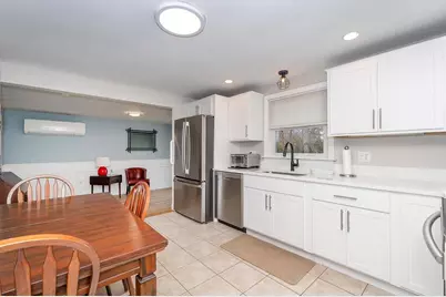 20 Colonial Drive, Salem, NH 03079 - Photo 3