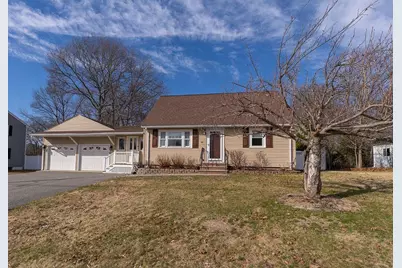 20 Colonial Drive, Salem, NH 03079 - Photo 1