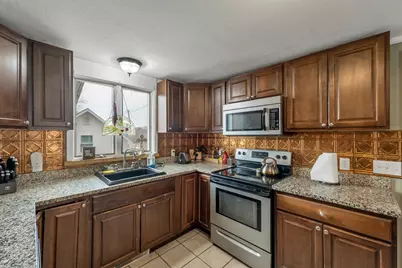 31 Pine Street #84, Wolfeboro, NH 03894 - Photo 17