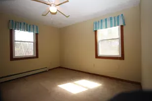 150 Porcupine Cir, Salem, NH 03079 - Photo 11