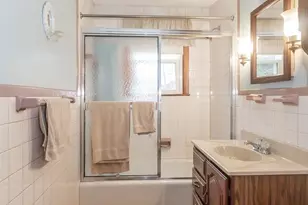 11 Pacific Blvd, Nashua, NH 03051 - Photo 23