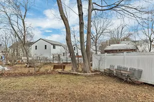 74 Charles St, Rochester, NH 03867 - Photo 9