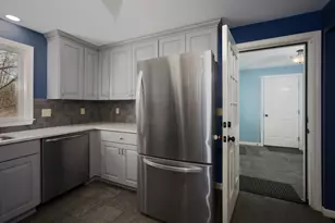 7 Cinnamon Ridge Rd, Somersworth, NH 03878 - Photo 5