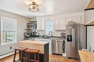 336 Rockland Ave, Manchester, NH 03102 - Photo 11