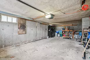 336 Rockland Ave, Manchester, NH 03102 - Photo 35